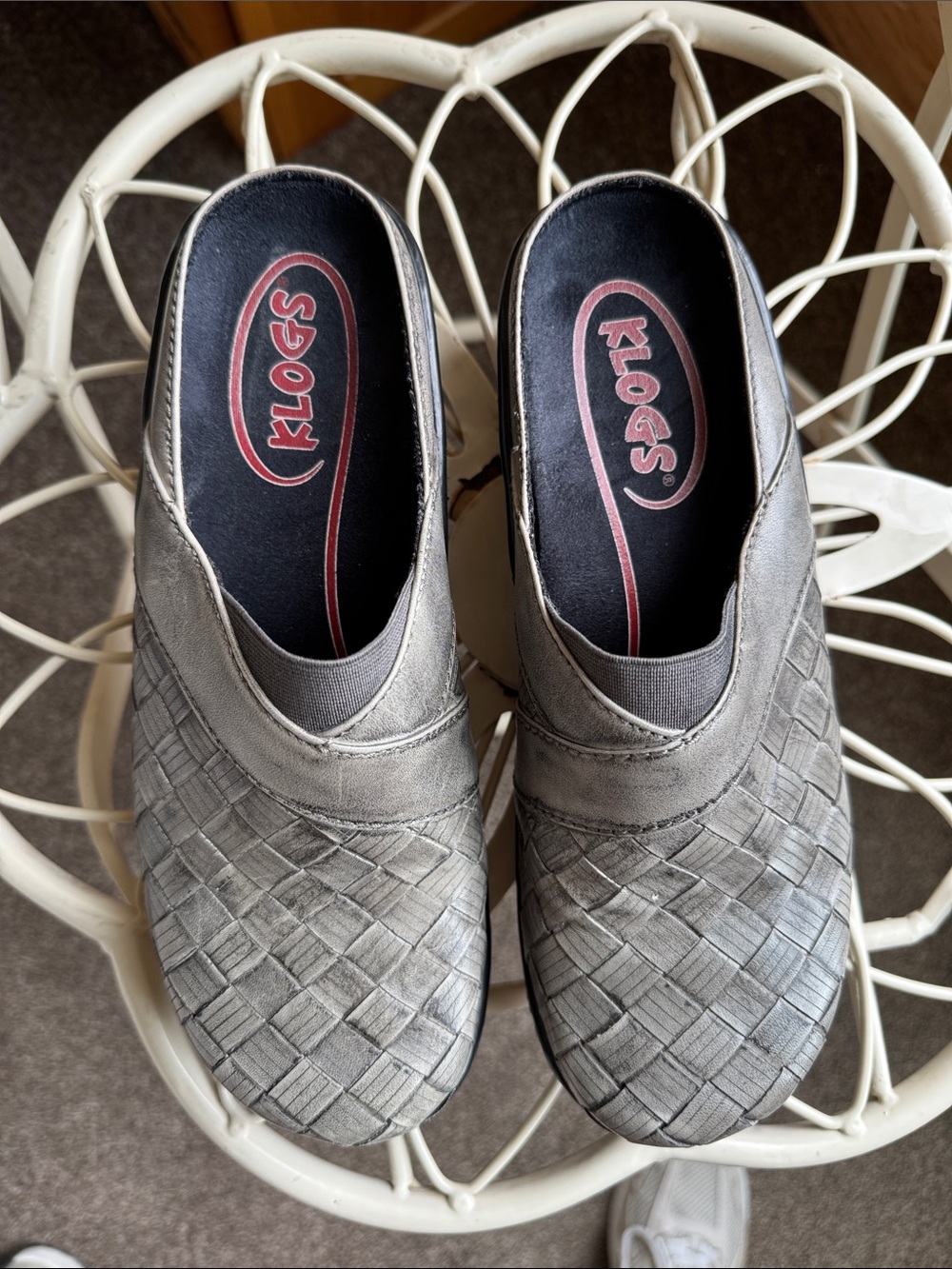Klogs Women's Silver Gray Woven Slip-On Clogs